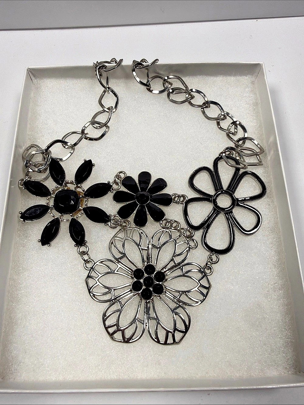 Susan Graver Floral Statement Necklace in Silver & Black Like New